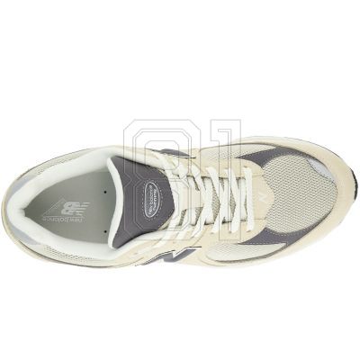 4. New Balance M2002RFA Unisex-Sportschuhe