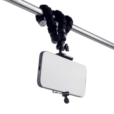 4. Ein Stativ für ein Telefon und eine Selfie-Kamera mit Stativ
