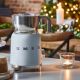 7. Smeg MFF11PBEU Milchaufschäumer/Milchwärmer, automatischer Milchaufschäumer/Milchwärmer, blau