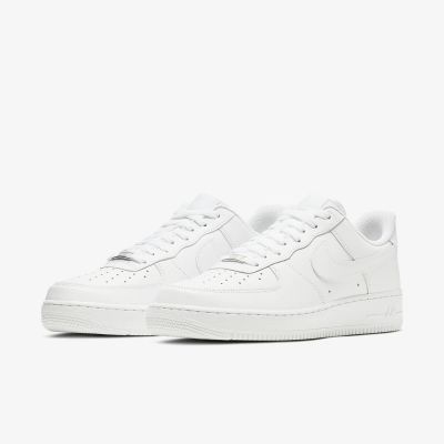 7. Nike Air Force 1 LE (GS) W DH2920-111 Schuhe