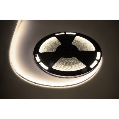 25 m Rebel LED-Lichterkette (300 x 5050 SMD), neutral, wasserdicht, 12 V