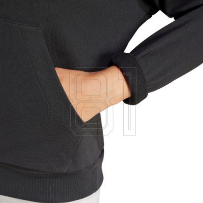 5. adidas Essentials French Terry-Sweatshirt mit kleinem Logo JD7989
