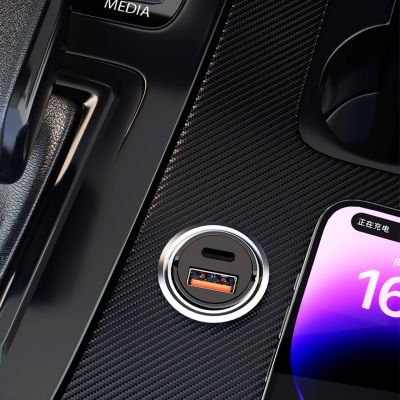 3. Dudao R3MAX 48W QC PD Mini-Autoladegerät - Schwarz