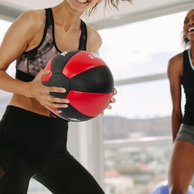 8. ENERO FIT MEDIZINBALL 2KG SYNTHETISCHES LEDER