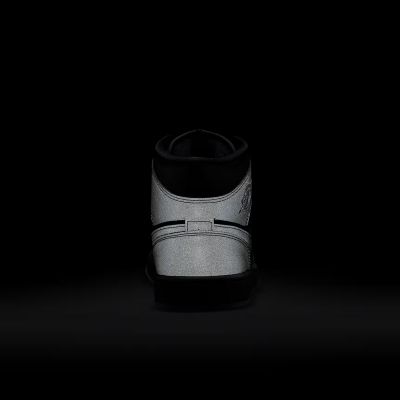 8. Air Jordan 1 Mid SE Herren-Sneaker - HV5177-010