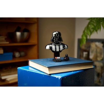 8. LEGO Star Wars 75439 - Darth Vader Büste