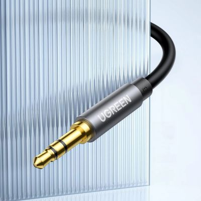 11. Ugreen AV118 10592 Kabel 3,5 mm Miniklinke (männlich) / 3,5 mm Miniklinke (weiblich) 1 m – Silber