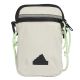 4. adidas CXPLR Kleine Tasche IP0392