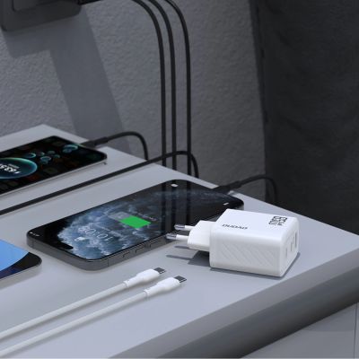 3. Dudao A29C 65W GaN Wandladegerät + USB-C Kabel - Weiß