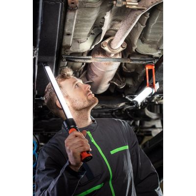 4. NEO Tools 99-047 Taschenlampe