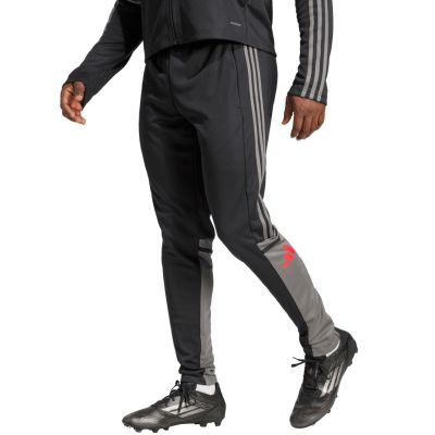 8. adidas Squadra 25 Training M Hose JD1625