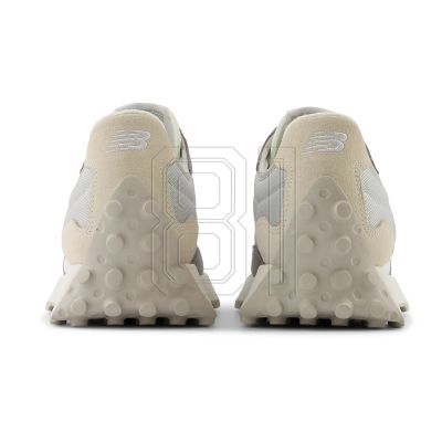 7. New Balance unisex sneakers U327FF