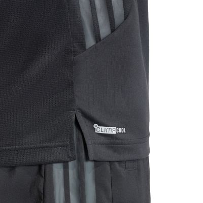 5. adidas Tech Essentials Workout T-Shirt für Herren mit 3 Streifen, schwarz, KQ7485