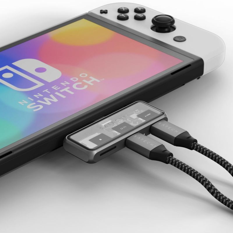 7. Satechi USB-C PD Mobile XR Hub und MicroSD-Kartenleser, Space Grau