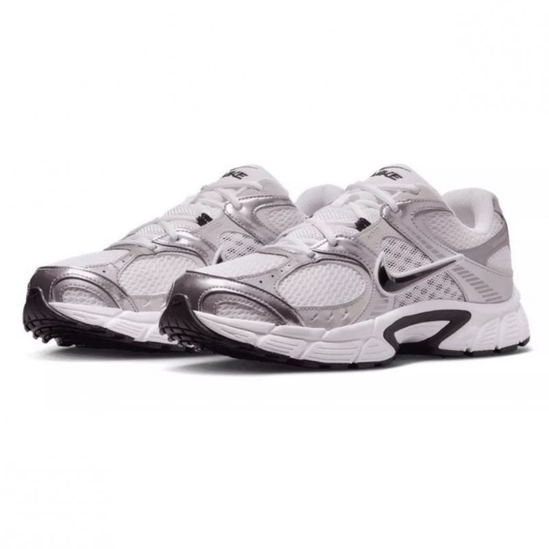 3. Nike Herrenschuhe V5 RNR HJ5228-104