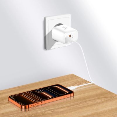 11. Tech-Protect NCA45W-GAN 2-Port 45W Wandladegerät – Weiß