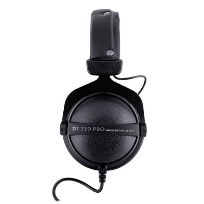 8. Beyerdynamic DT 770 PRO 250 OHM BLACK LIMITED EDITION - Geschlossener Studio-Kopfhörer