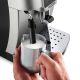 3. DeLonghi ECAM 220.30.SB Espressomaschine