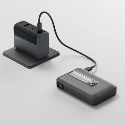 11. Cuktech WPB100 10000 mAh Qi2 Magnetische Powerbank 30W mit Ständer - Schwarz