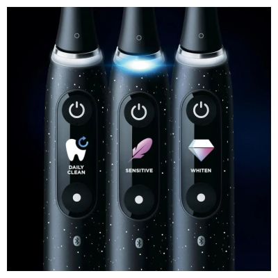 22. Oral-B iO Series 10 Cosmic Black Zahnbürste