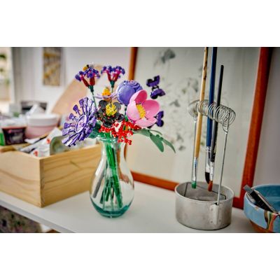 9. LEGO Botanische Kollektion 11507 – Olivia Rodrigos Blumenstrauß