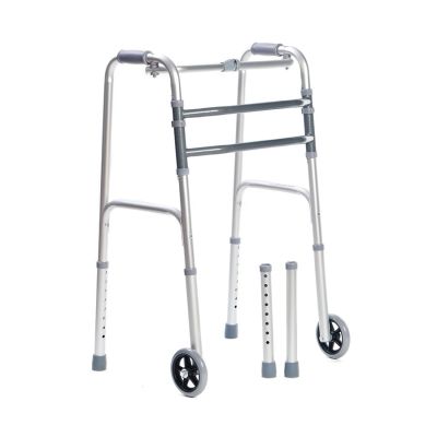 9. Dreifunktions-Rehabilitationsrollator