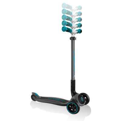 2. Globber Master Prime 3-Rad-Scooter / Schwarz - Blaugrün 664-105