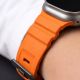 7. Tech-Protect Motion Armband für Apple Watch 44 / 45 / 46 / 49 mm – Orange