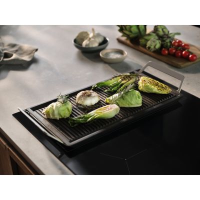 5. Electrolux KDI641723K Schwarz Einbaugerät 60 cm Kombi 4 Zonen
