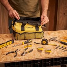 Stanley 38-teiliges Werkzeugset in gelber Tasche