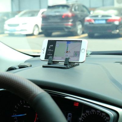 7. Universelle Kfz-Halterung Silikon Handyständer Nano Pad schwarz