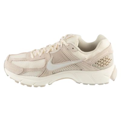 2. Nike Zoom Vomero 5 HF1553-100 Beige 40