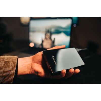 9. Externe SLIM SSD USB-C 265 GB Schwarz/USB 3.2/USB-C Gen1