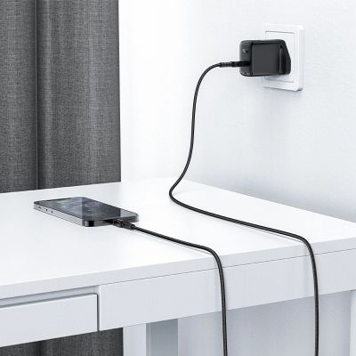 6. Acefast C4-01 Lightning – USB-C PD-Kabel 30 W 3 A 480 Mbit/s 1,8 m – Schwarz