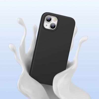 8. Ugreen Protective Silicone Case gummierte flexible Silikonhülle für iPhone 13 mini schwarz