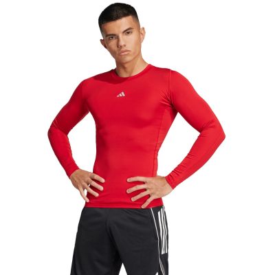 7. Adidas Techfit Langarmshirt M JP2926