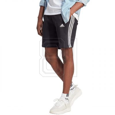 4. Adidas Essentials Fleece 3-Streifen M IB4026 Shorts
