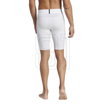 3. Shorts adidas TF Tight M JN7398