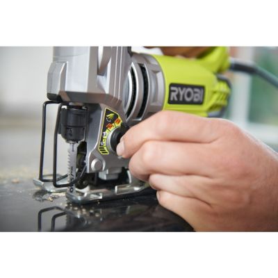 10. Ryobi RJS850-K elektrische Stichsäge 600 W 2 kg