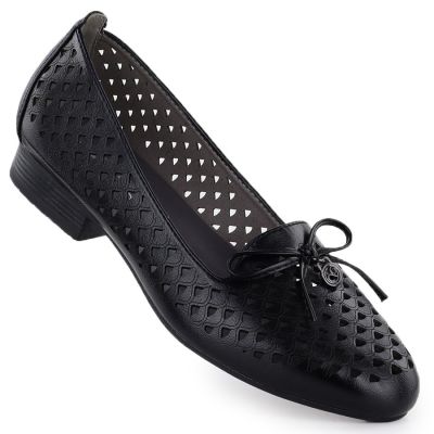 Schwarze Damen-Lords-Schuhe mit Lochmuster, Modell Jezzi 222-5