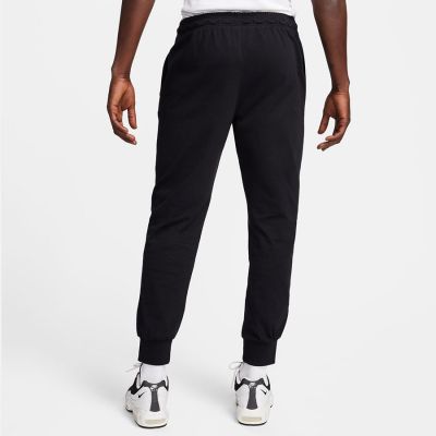 2. Nike Club Fleecehose FQ4330-010