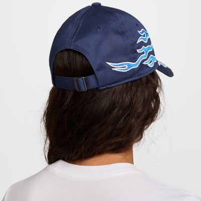 4. Nike Club HV6642-410 Kappe