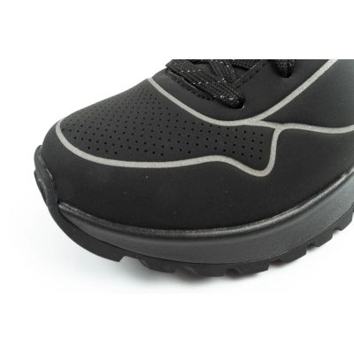 15. Skechers Uno Rugged Damen Sportschuhe isolierte Winterstiefel