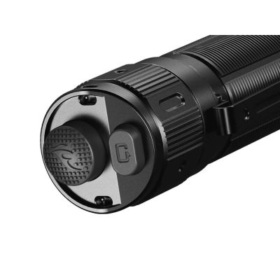 3. Fenix TK20R V2.0 Taktische LED-Taschenlampe Schwarz