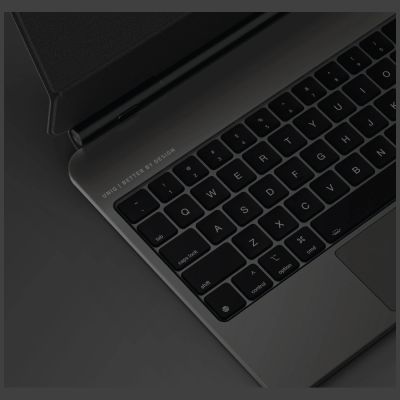 6. Uniq Venno Pro Magnetische Smart-Hülle mit Tastatur für iPad 11" A16 (2025) / iPad 10,9" (2022) – Schwarz