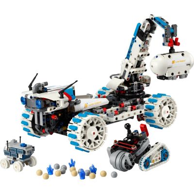 14. LEGO Technic 42211 – Mondaußenposten-Weltraumrover