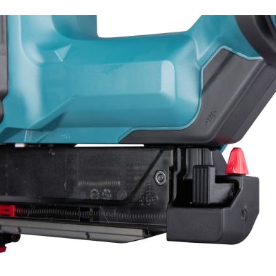 21. Makita DPT353Z Akku-Nagler/Hefter