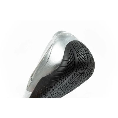 7. Puma Damen-Sportschuhe Speedcat Ballet silberne Ballerinas modisch