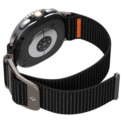 9. Spigen DuraPro Flex Armband für Samsung Galaxy Watch 40/44/46 mm - Schwarz