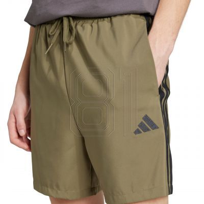 5. adidas Essentials 3-Streifen Chelsea Shorts M JW1901